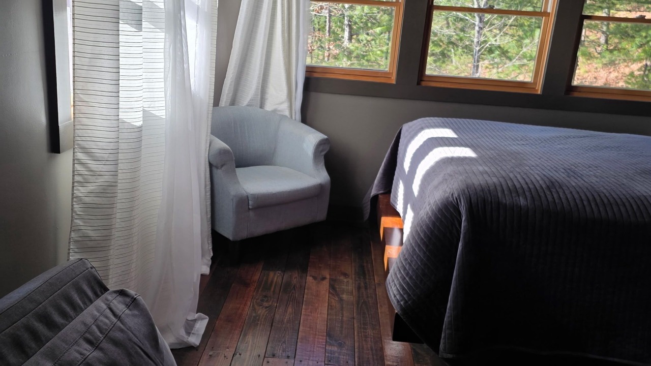 Photo of Bedroom in Hot Springs