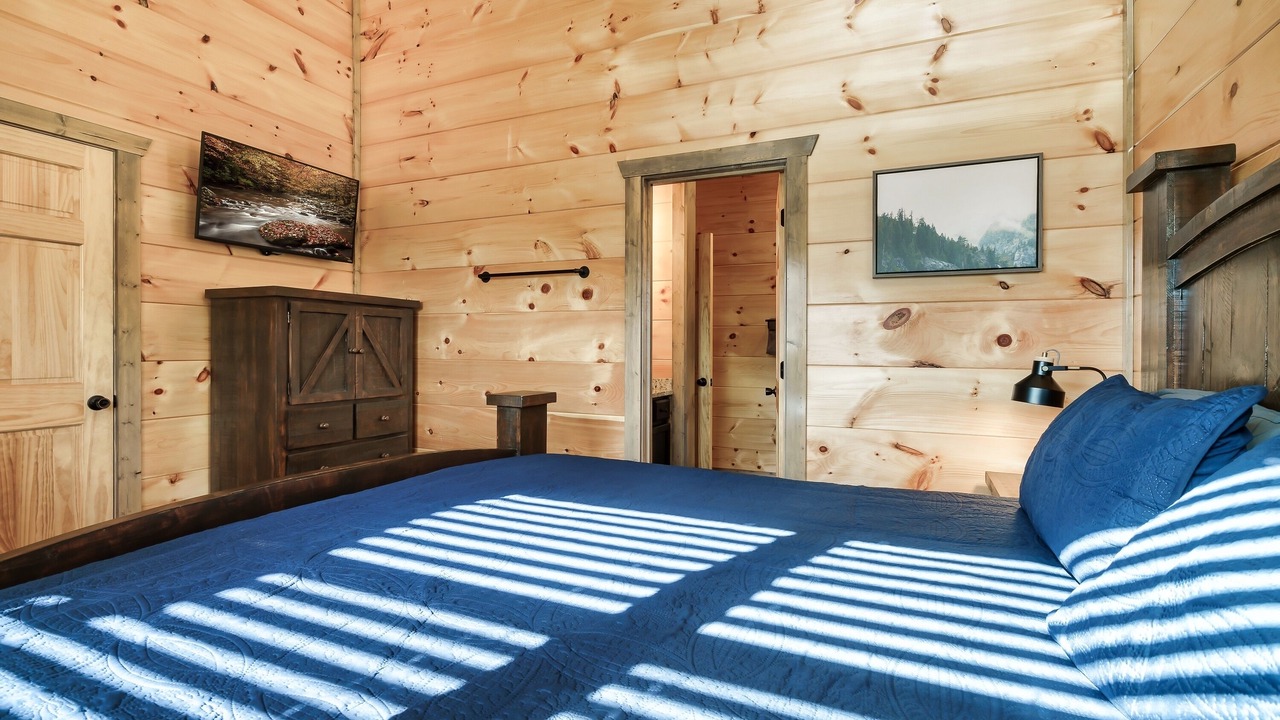 Photo of Bedroom in Sevierville