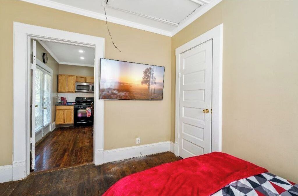 Photo of Bedroom in Macon