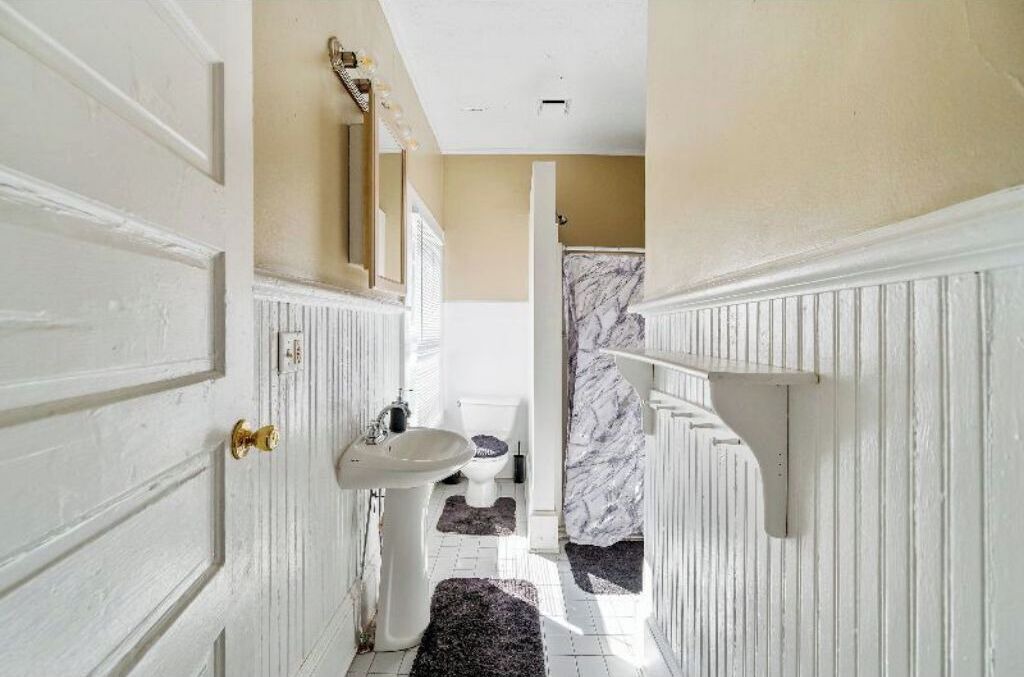 Photo of Bathroom in Macon