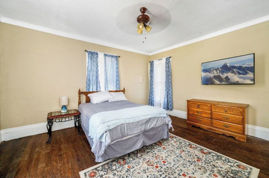 Photo of Bedroom in Macon