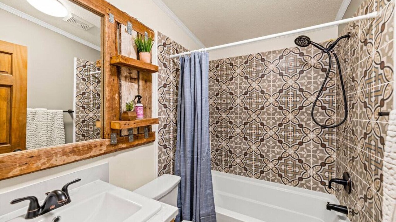 Photo of Bathroom in Newport