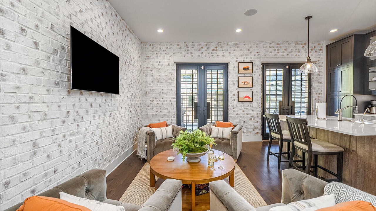 Photo of Livingroom in Hitch Village - Fred Wessels Homes