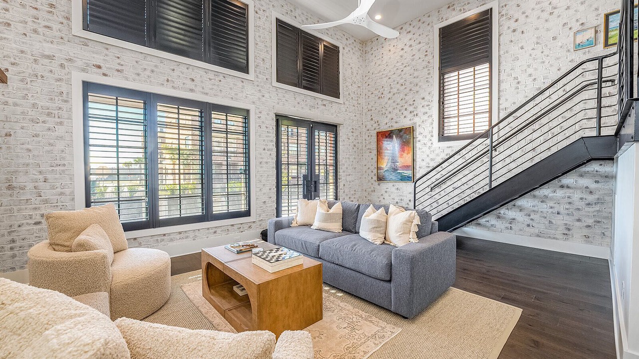 Photo of Livingroom in Hitch Village - Fred Wessels Homes