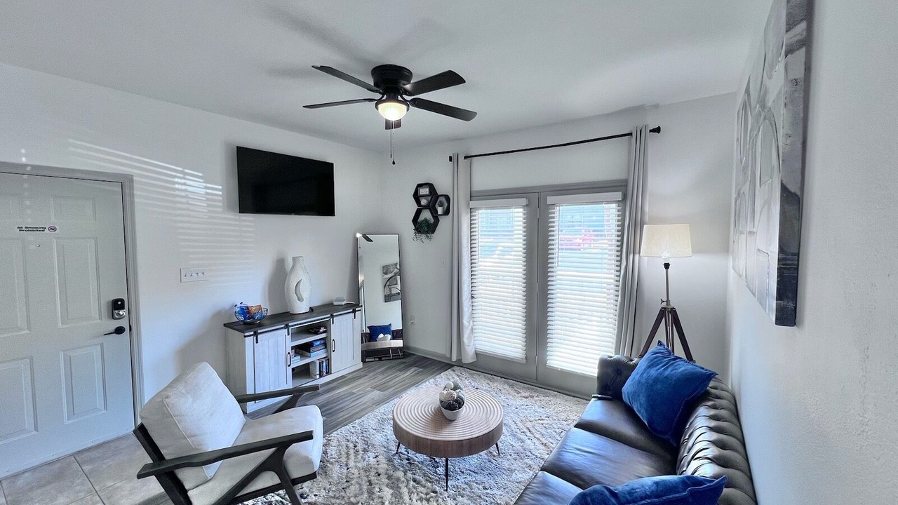 Photo of Livingroom in Huntsville