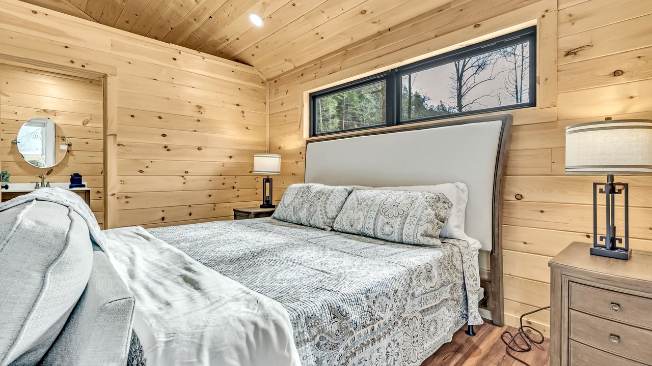 Photo of Bedroom in Cosby
