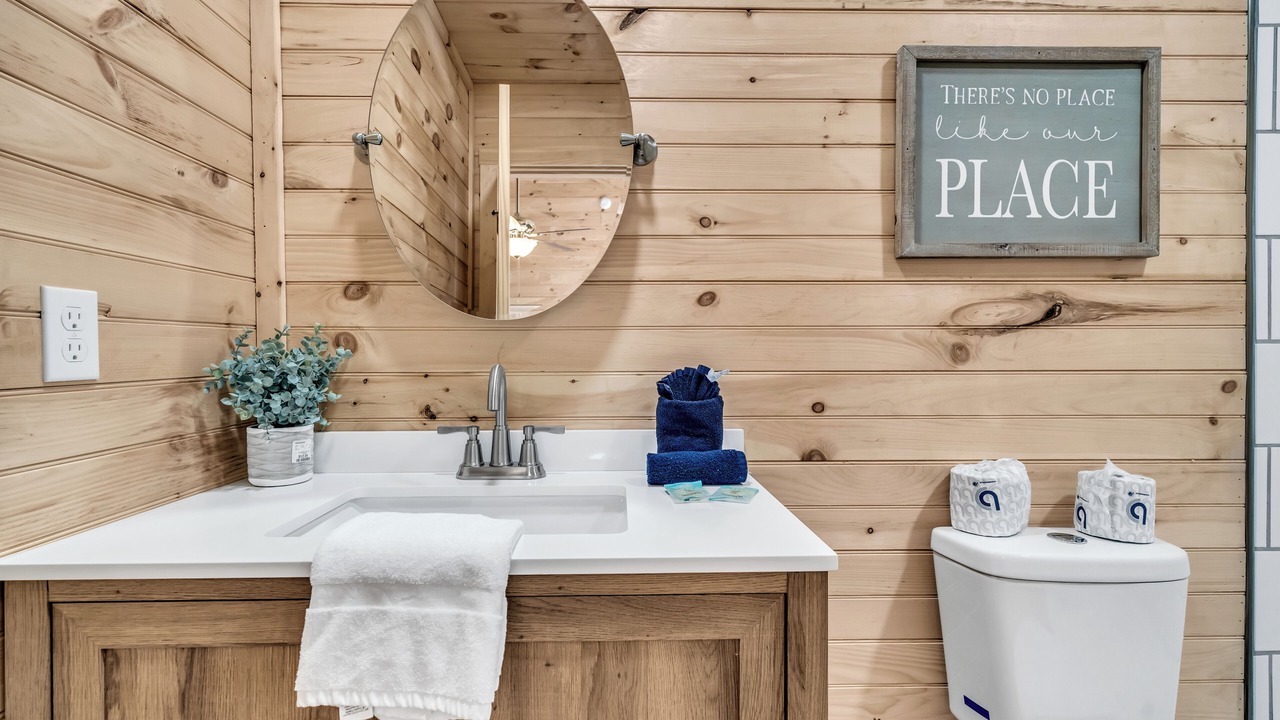 Photo of Bathroom in Cosby