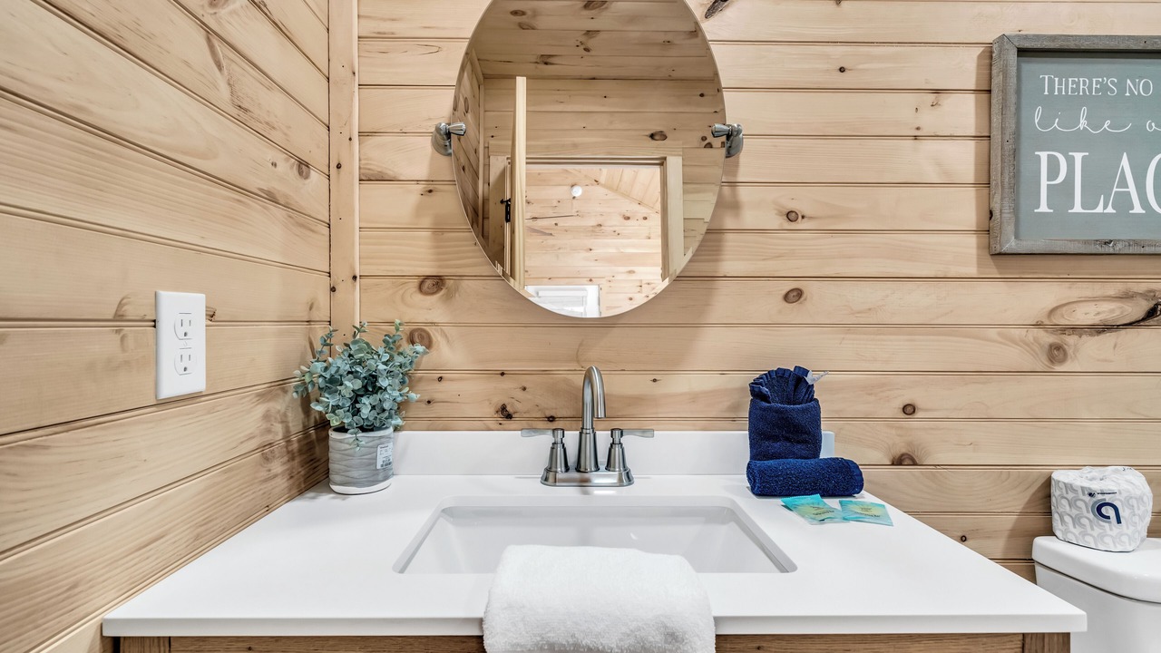 Photo of Bathroom in Cosby