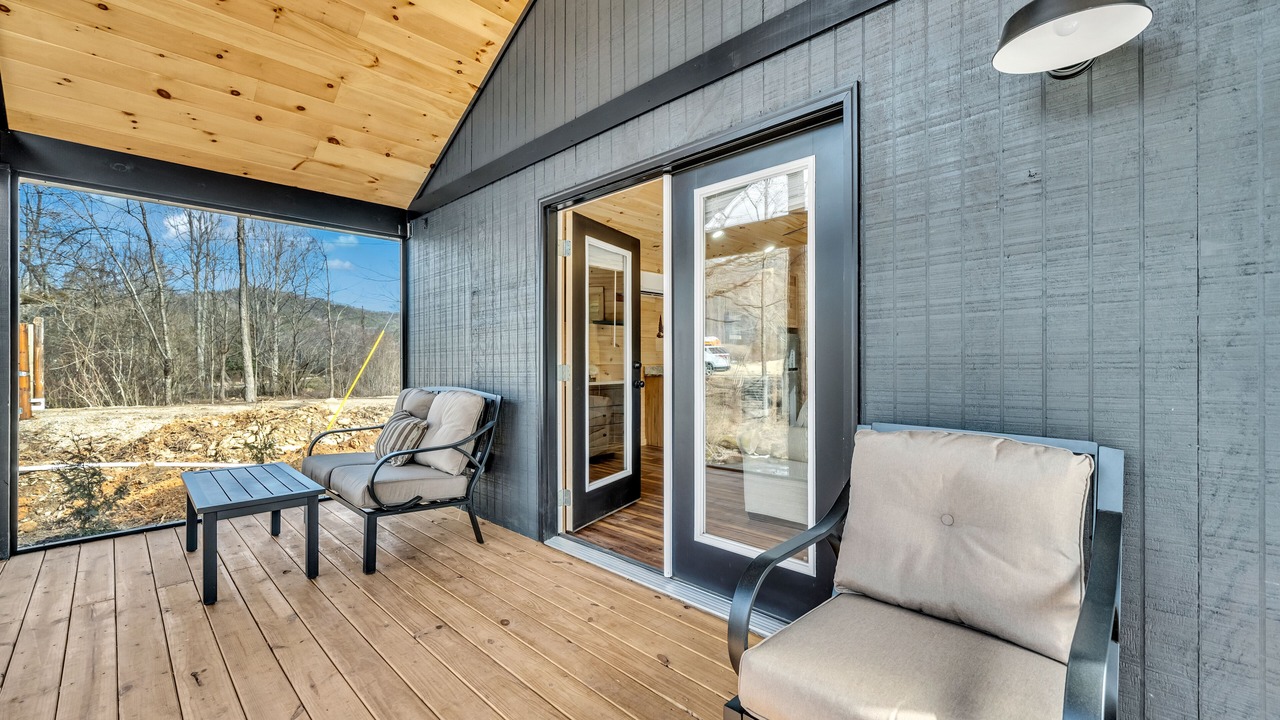 Photo of Patio Balcony in Cosby