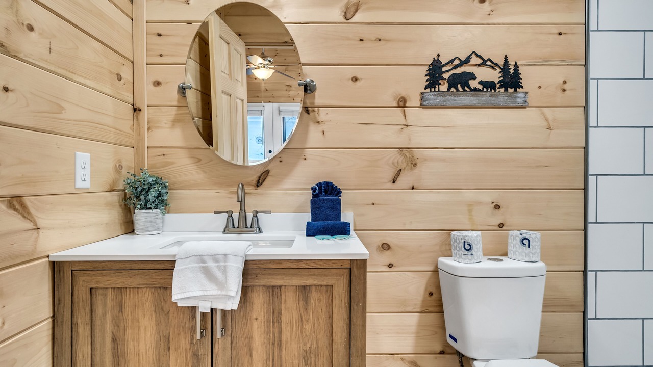 Photo of Bathroom in Cosby