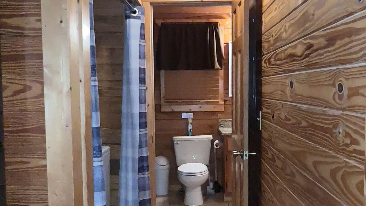 Photo of Bathroom in Warm Springs