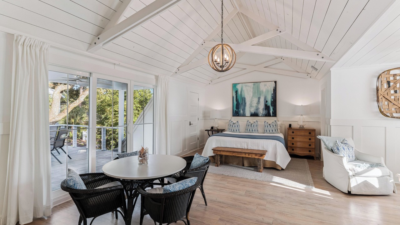 Photo of Patio Balcony in East Beach