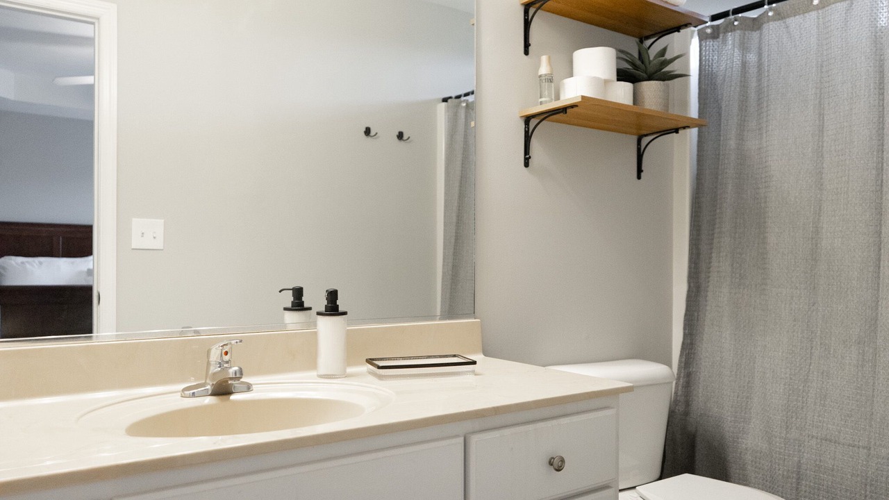 Photo of Bathroom in National Hills
