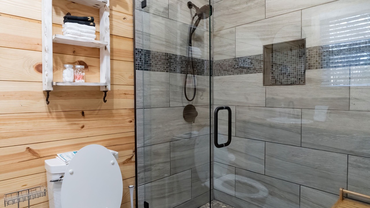 Photo of Bathroom in Grant