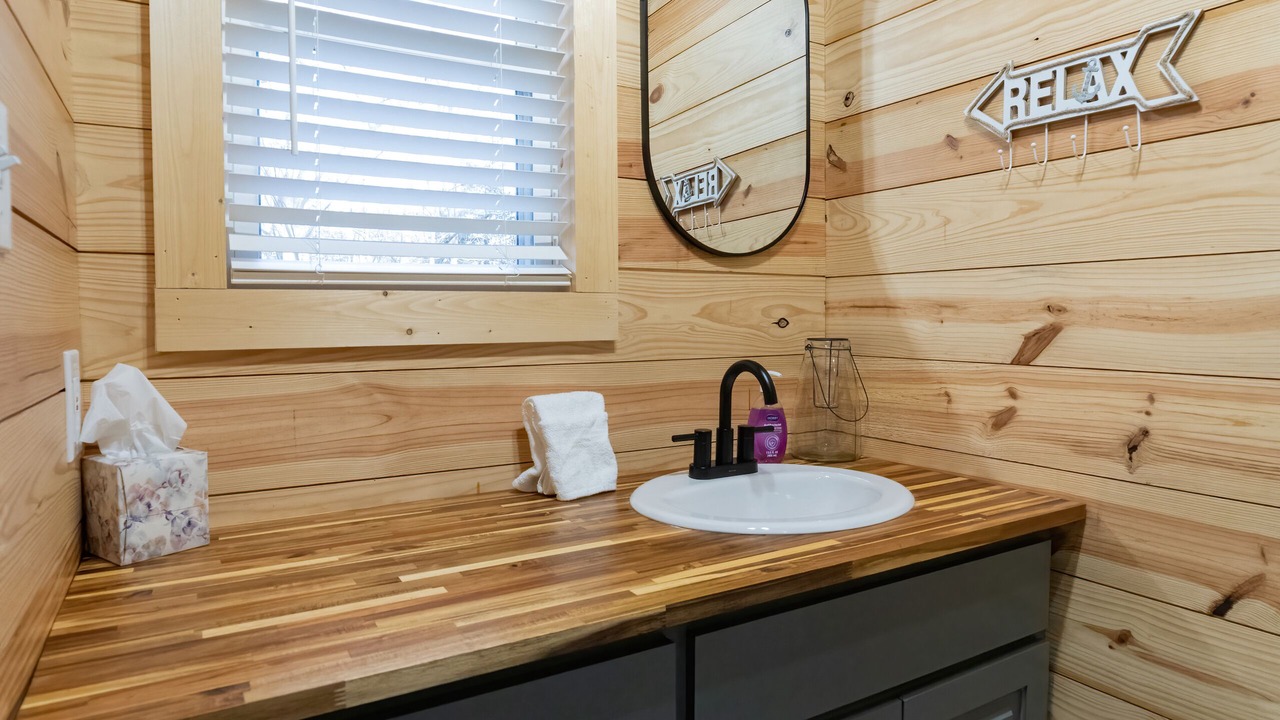 Photo of Bathroom in Grant