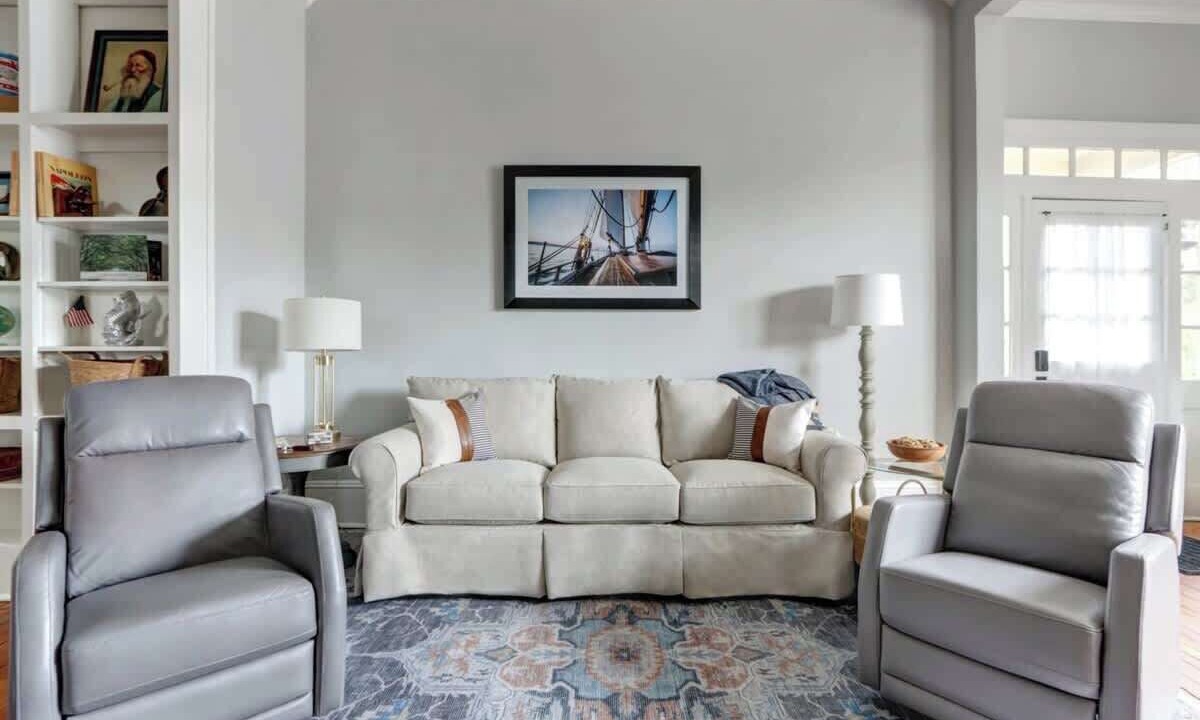 Photo of Livingroom in Hitch Village - Fred Wessels Homes