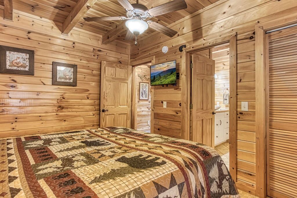 Photo of Bedroom in Sevierville