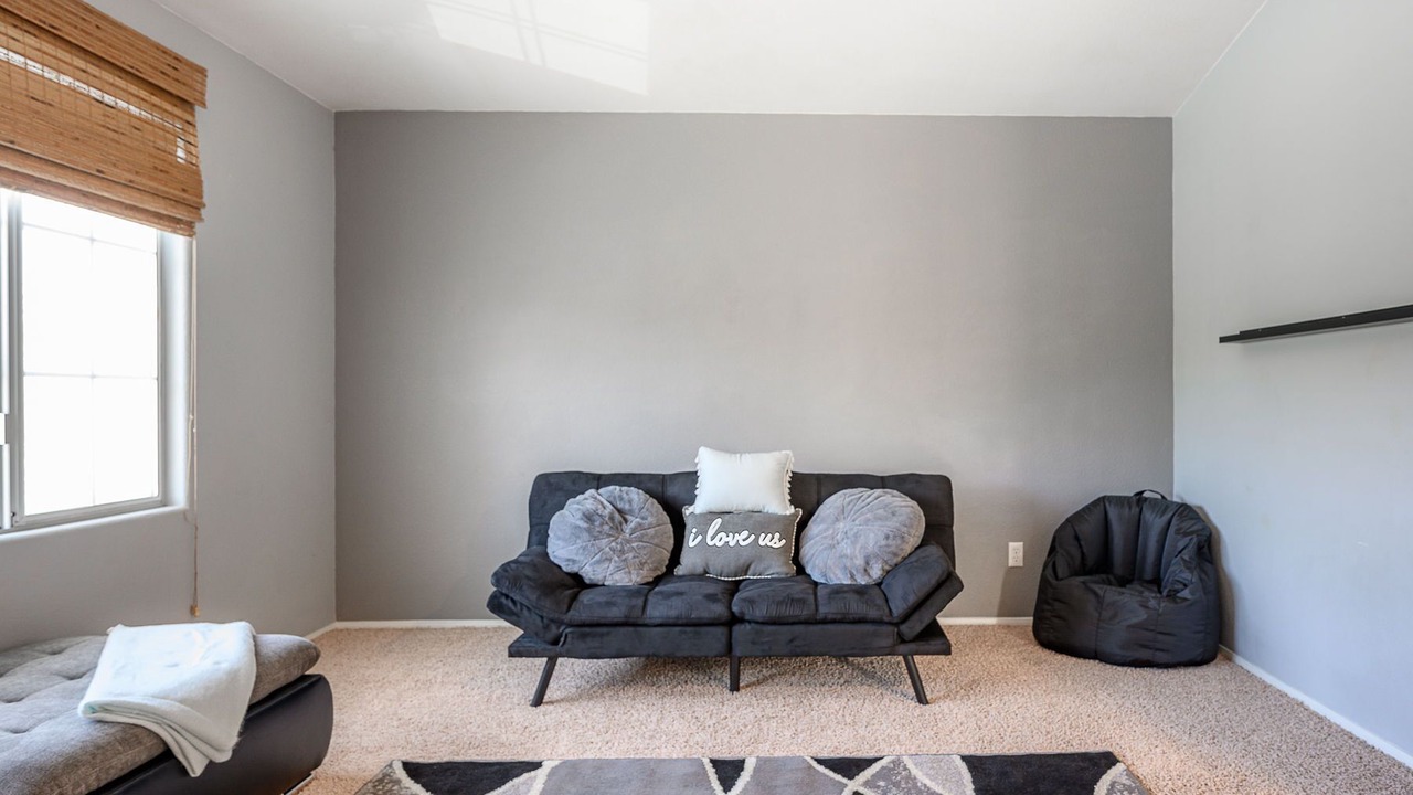 Photo of Livingroom in Paradise Hills