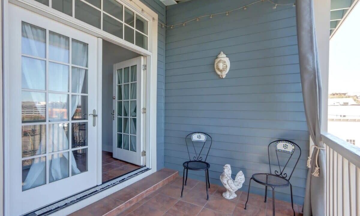 Photo of Outdoor in Hitch Village - Fred Wessels Homes