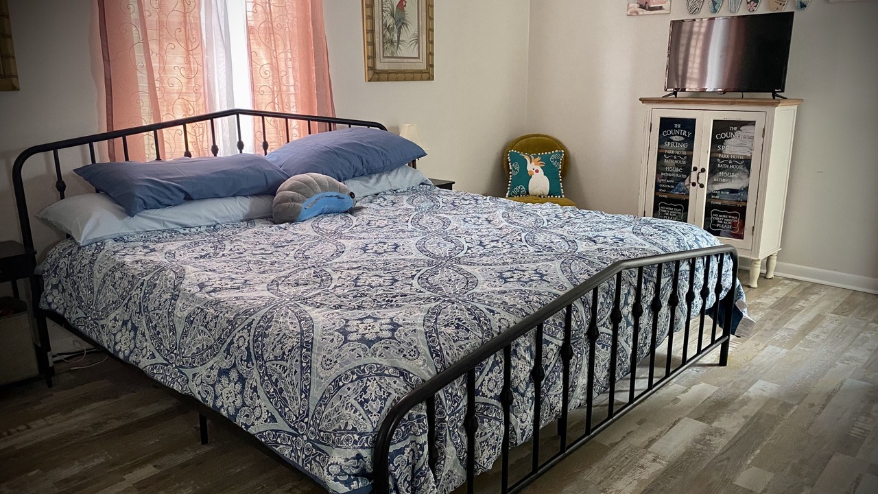 Photo of Bedroom in Ocean Springs