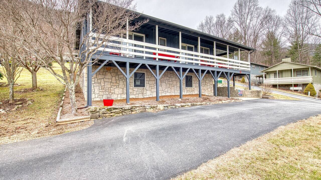 Photo of Outdoor in Maggie Valley