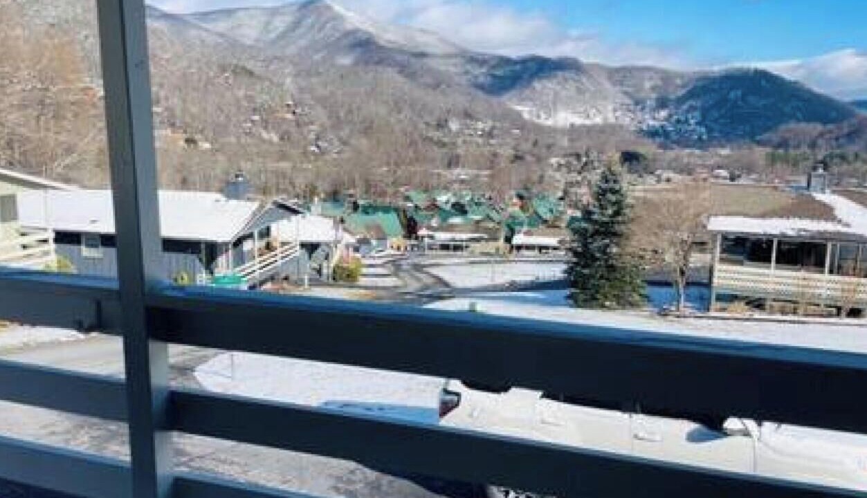 Photo of Patio Balcony in Maggie Valley