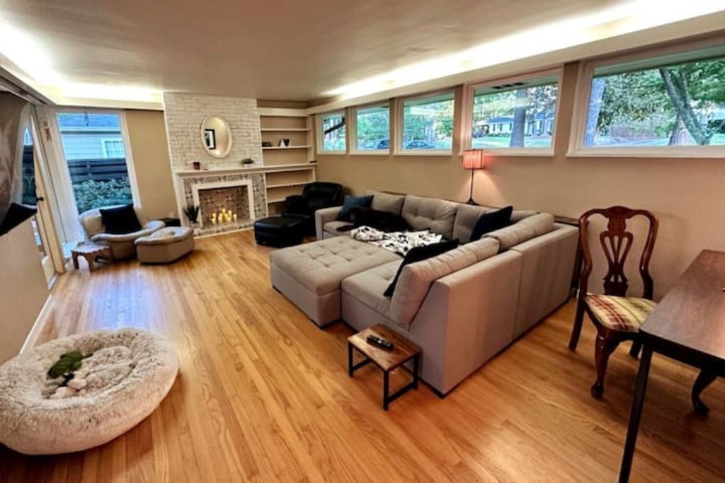 Photo of Livingroom in Macon