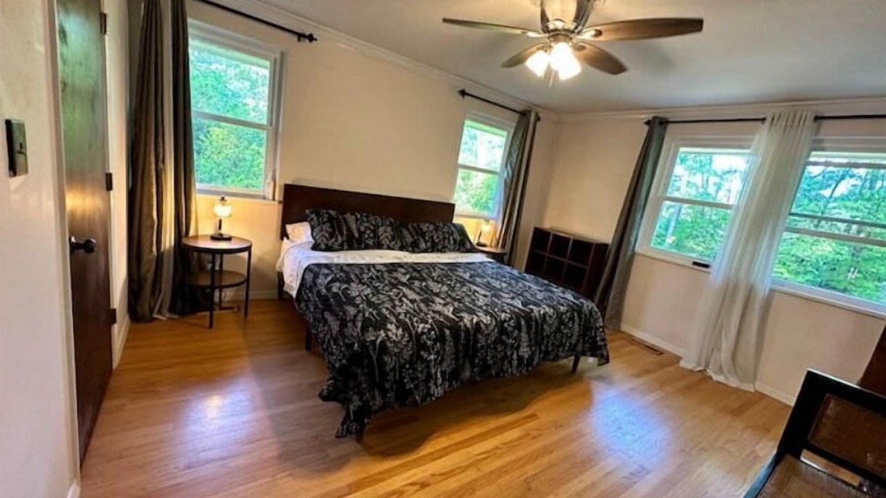Photo of Bedroom in Macon