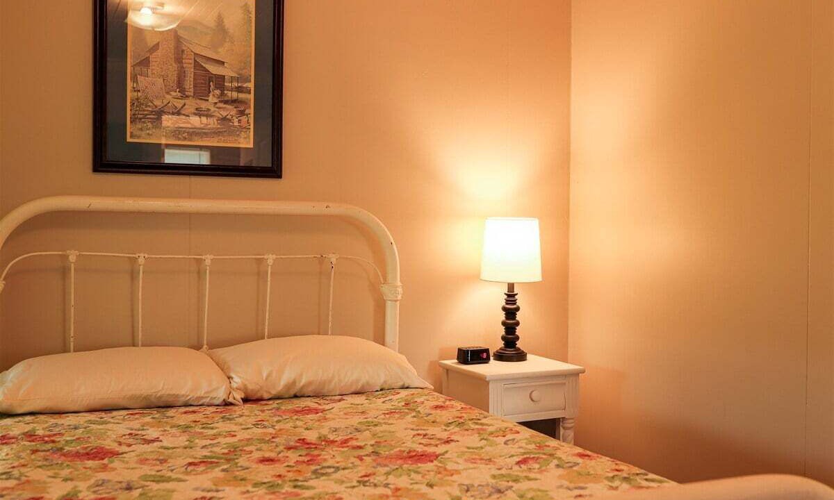 Photo of Bedroom in Scottsboro