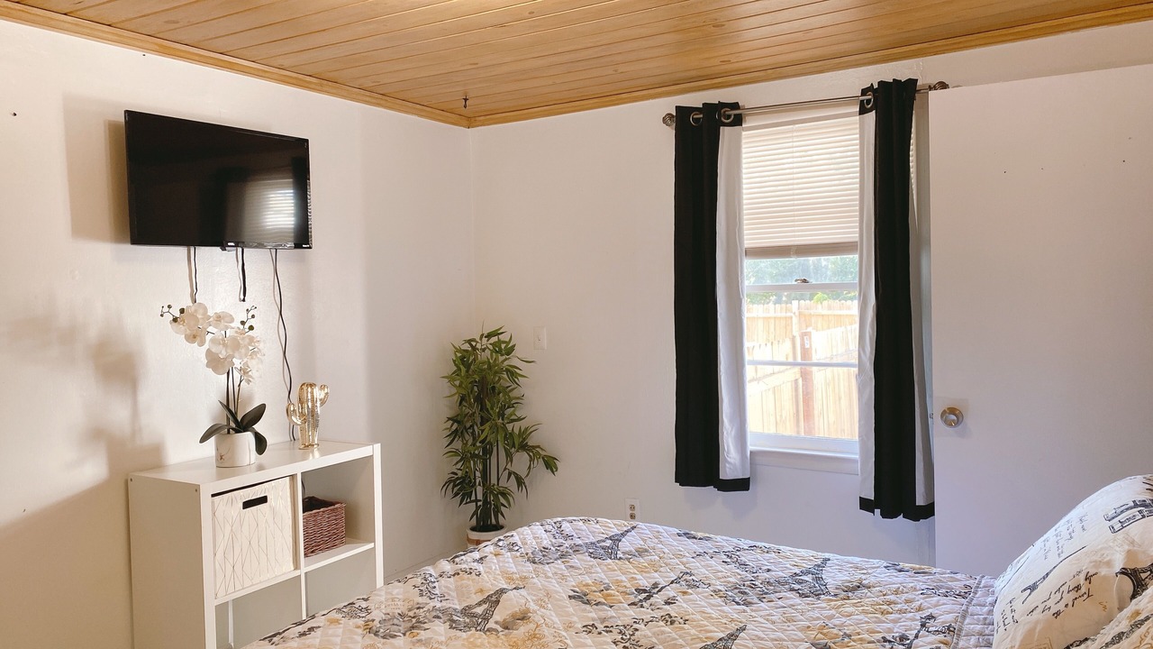 Photo of Bedroom in Dock Junction