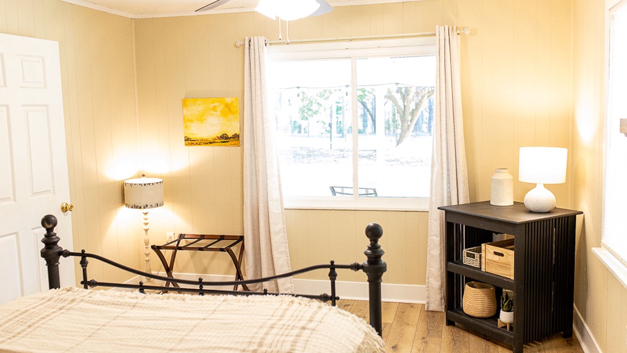 Photo of Bedroom in Guntersville