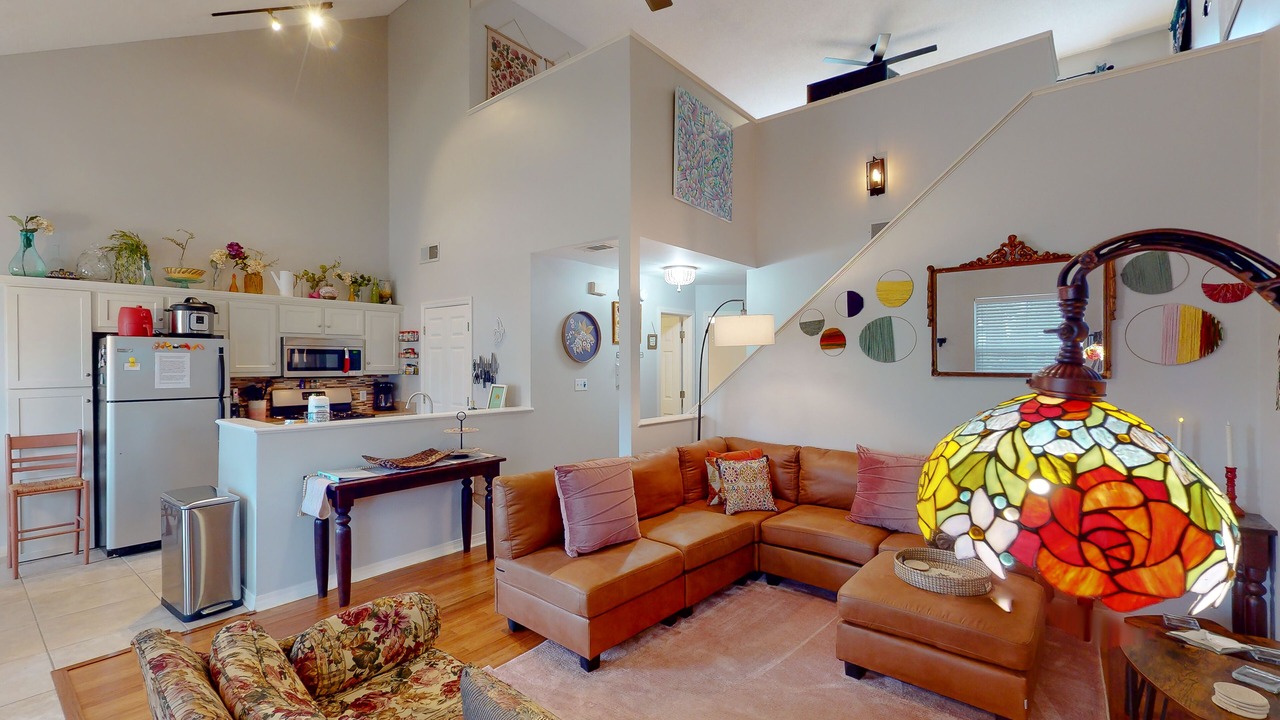 Photo of Livingroom in Bay Point Vista
