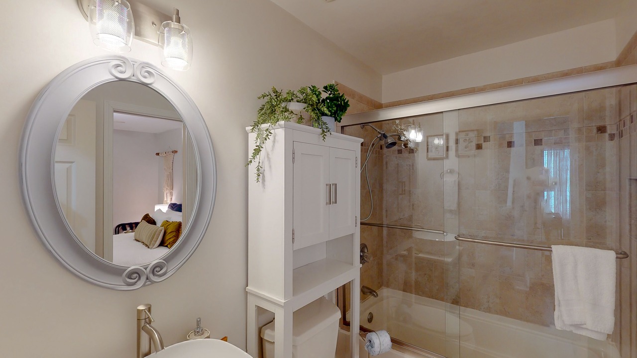 Photo of Bathroom in Bay Point Vista