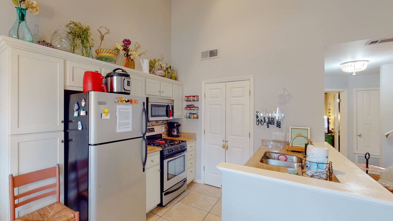 Photo of Kitchen in Bay Point Vista