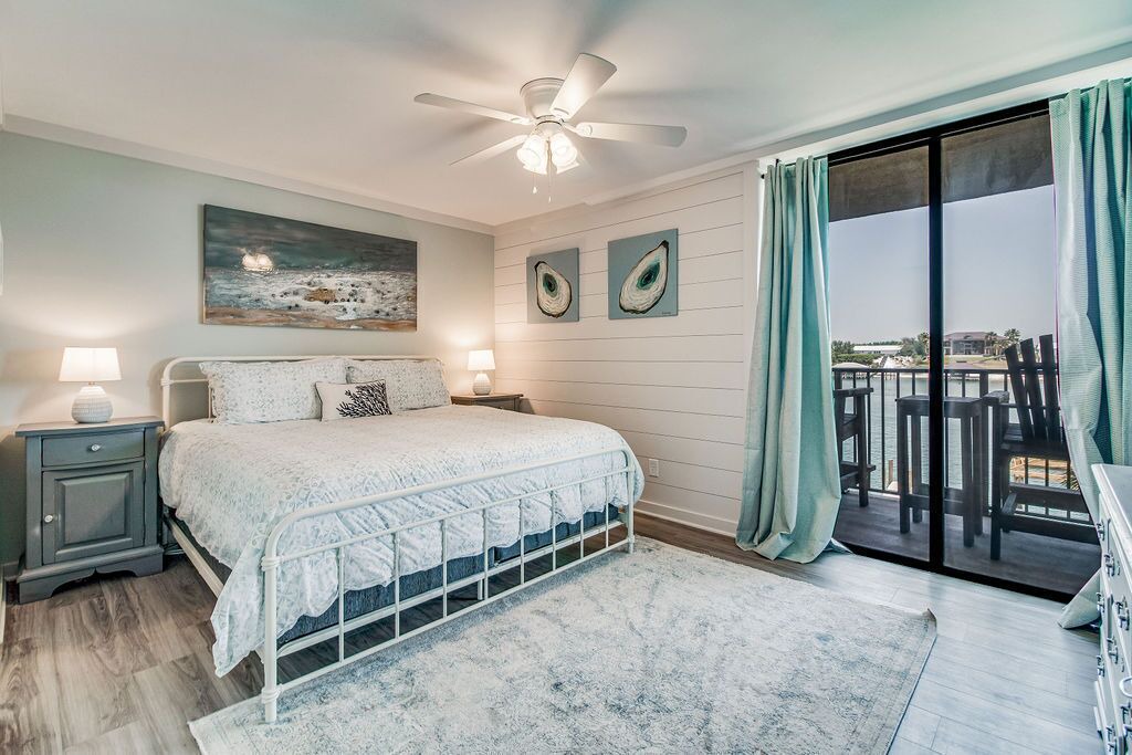 Photo of Bedroom in Orange Beach East