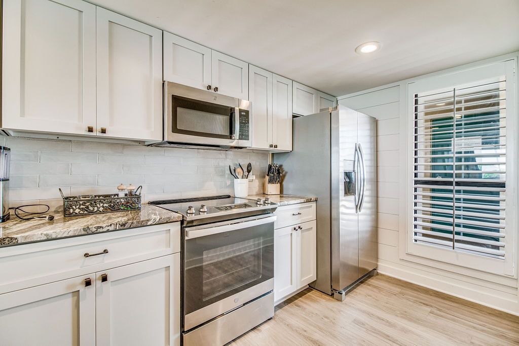 Photo of Kitchen in Orange Beach East