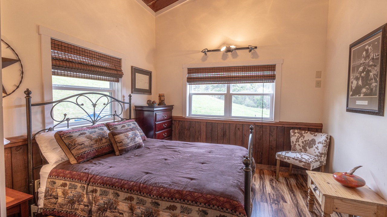 Photo of Bedroom in Mars Hill