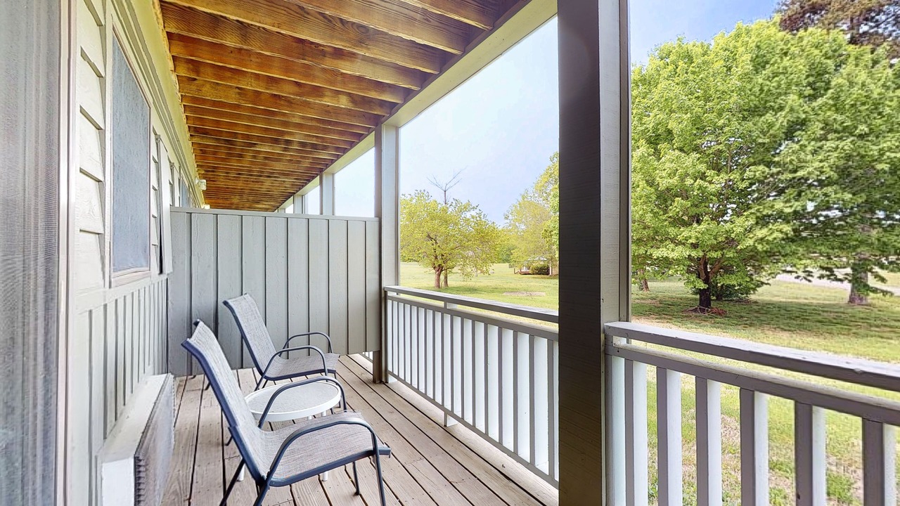Photo of Patio Balcony in Baneberry