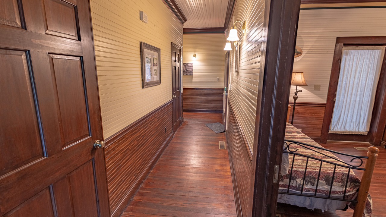 Photo of Bedroom in Mars Hill