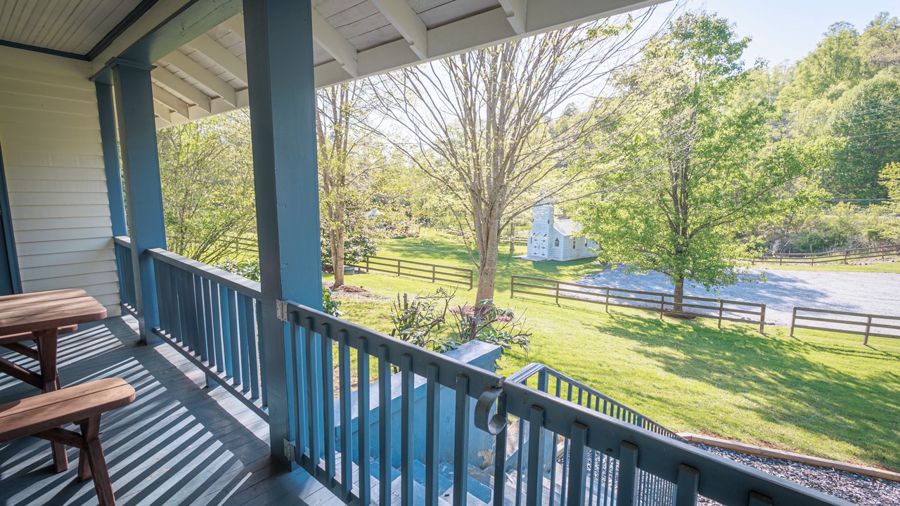 Photo of Outdoor in Mars Hill