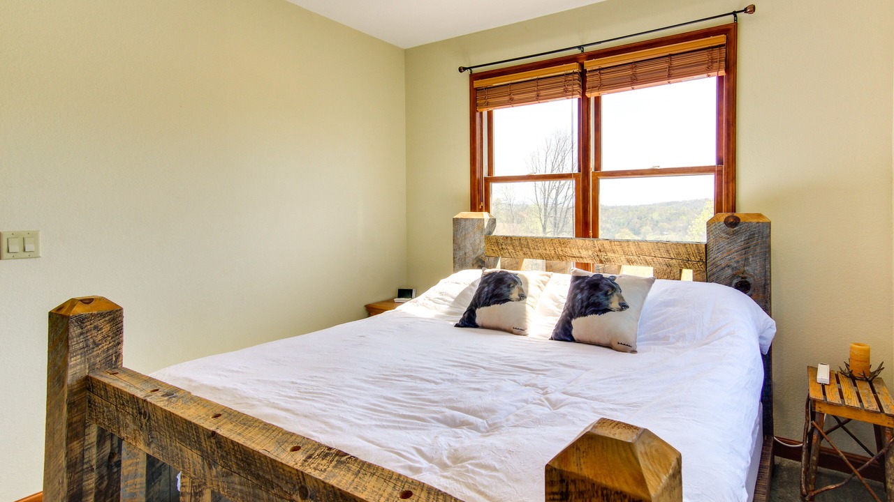Photo of Bedroom in Marshall