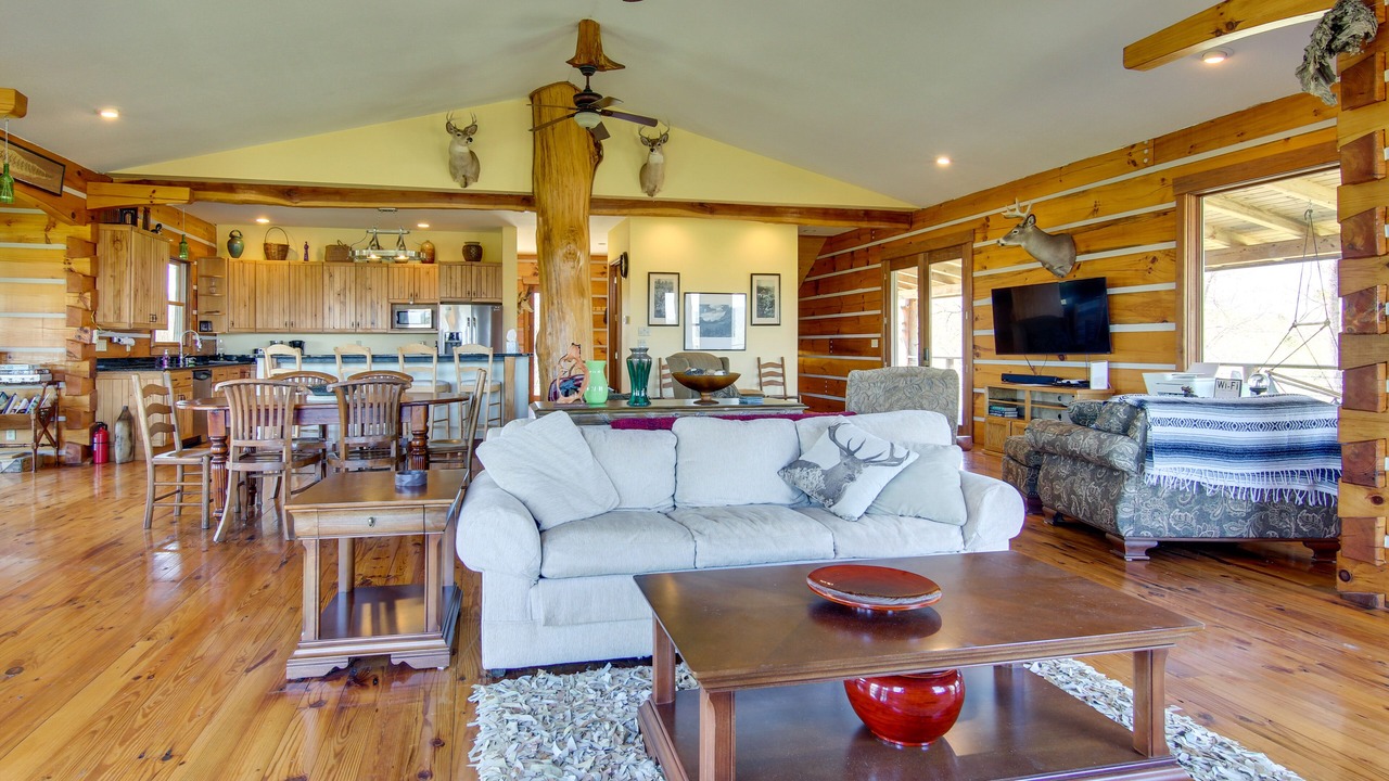 Photo of Livingroom in Marshall