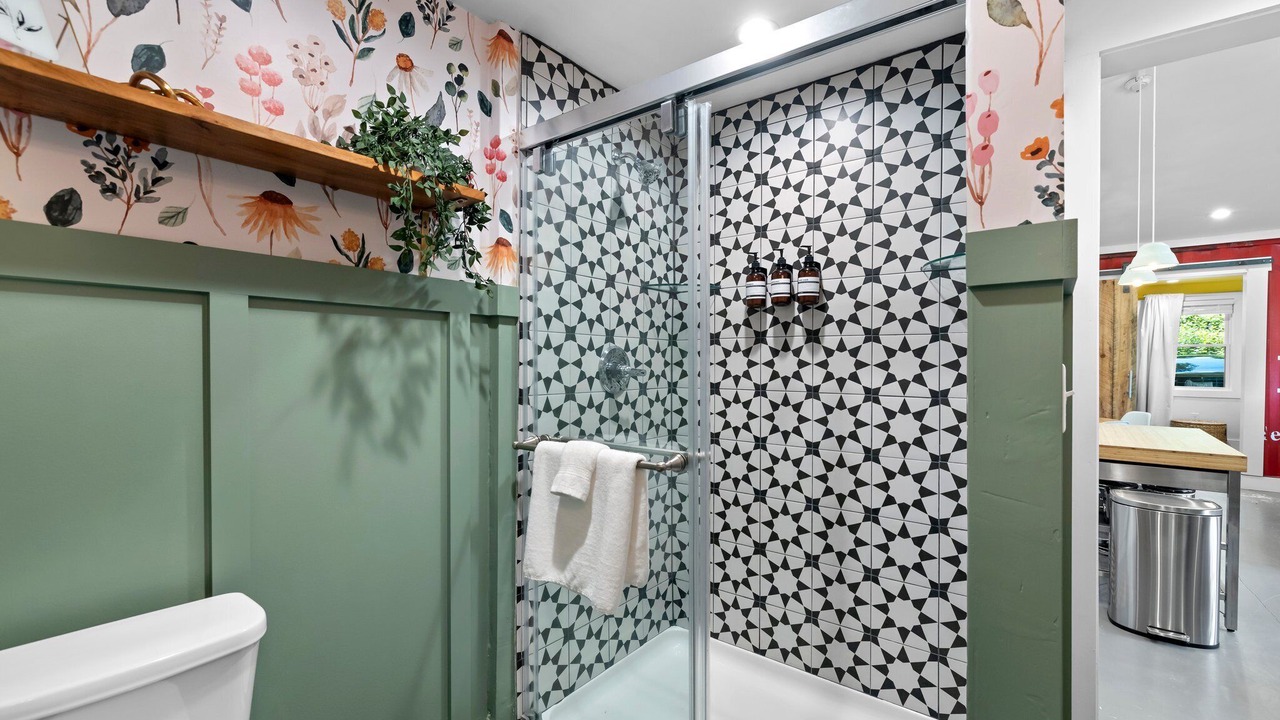 Photo of Bathroom in Woodfin