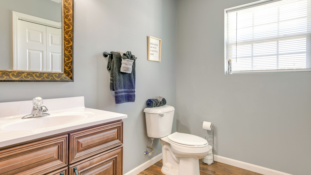 Photo of Bathroom in White Pine