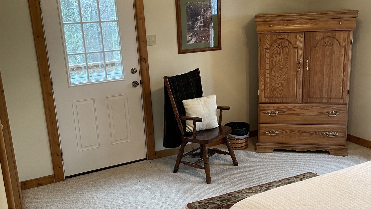 Photo of Bedroom in Tuckasegee