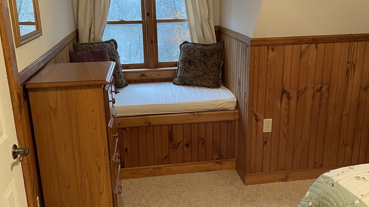 Photo of Bedroom in Tuckasegee