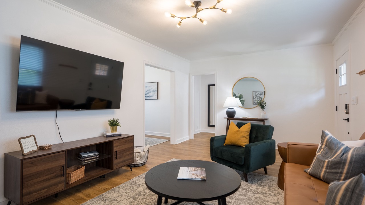 Photo of Livingroom in Tifton
