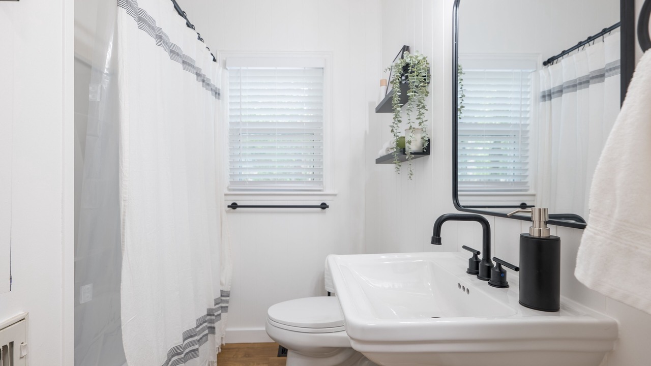 Photo of Bathroom in Tifton