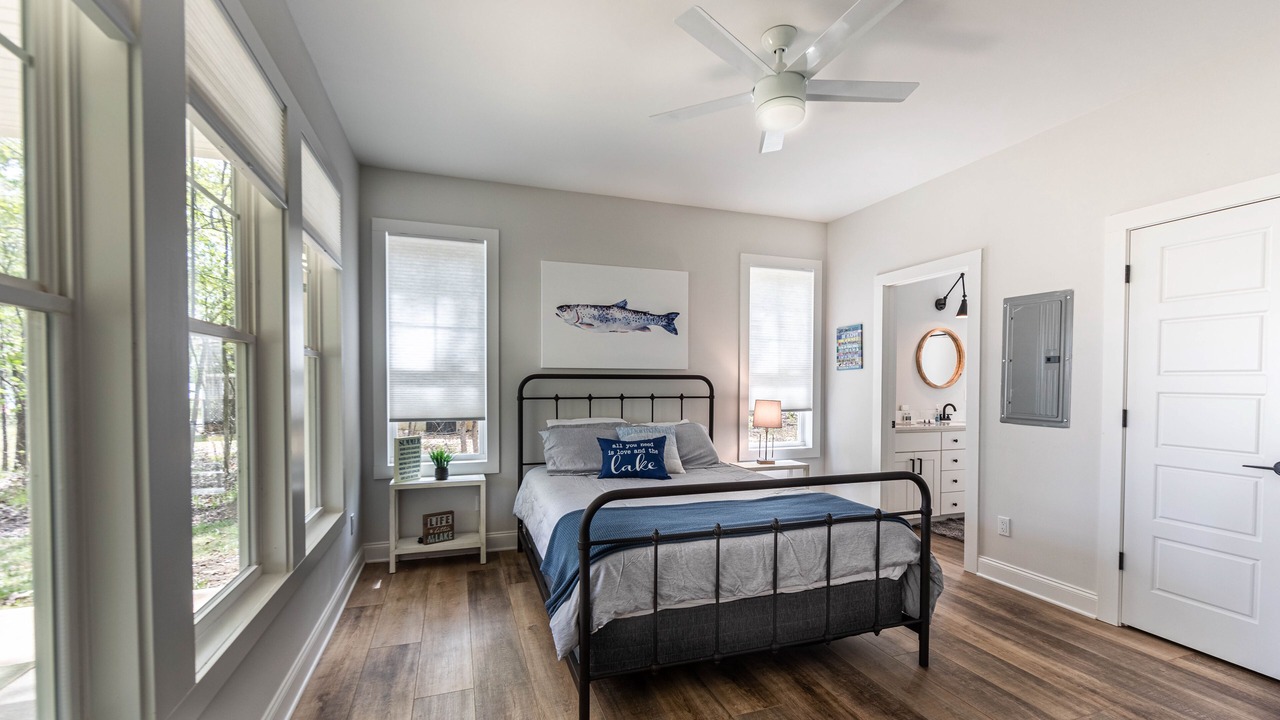 Photo of Bedroom in Eatonton