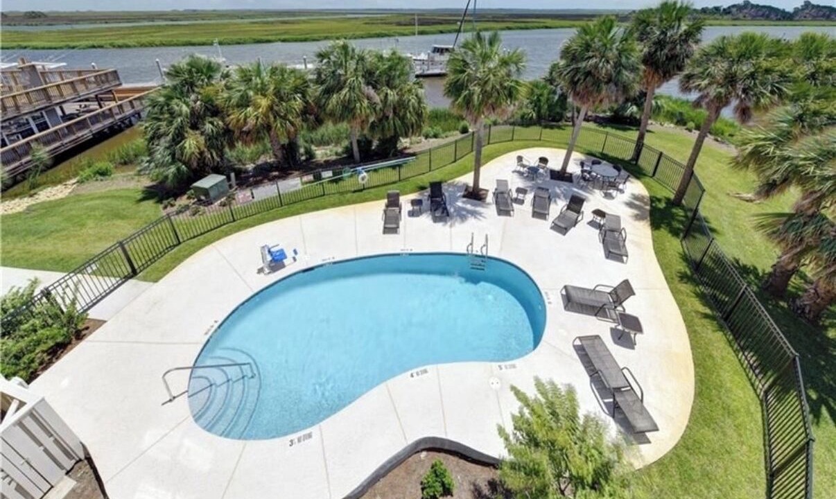 Photo of Outdoor in Country Club Estates